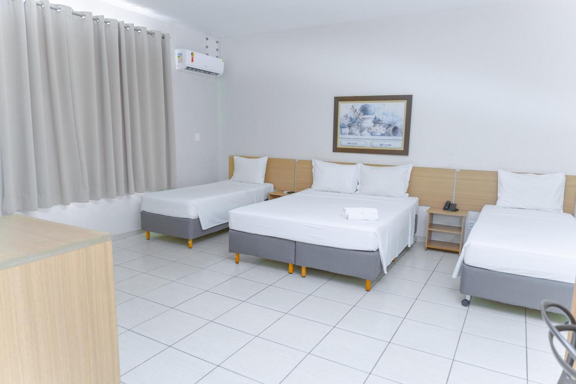 Hotel Equinocios Executive Barcarena Kültér fotó