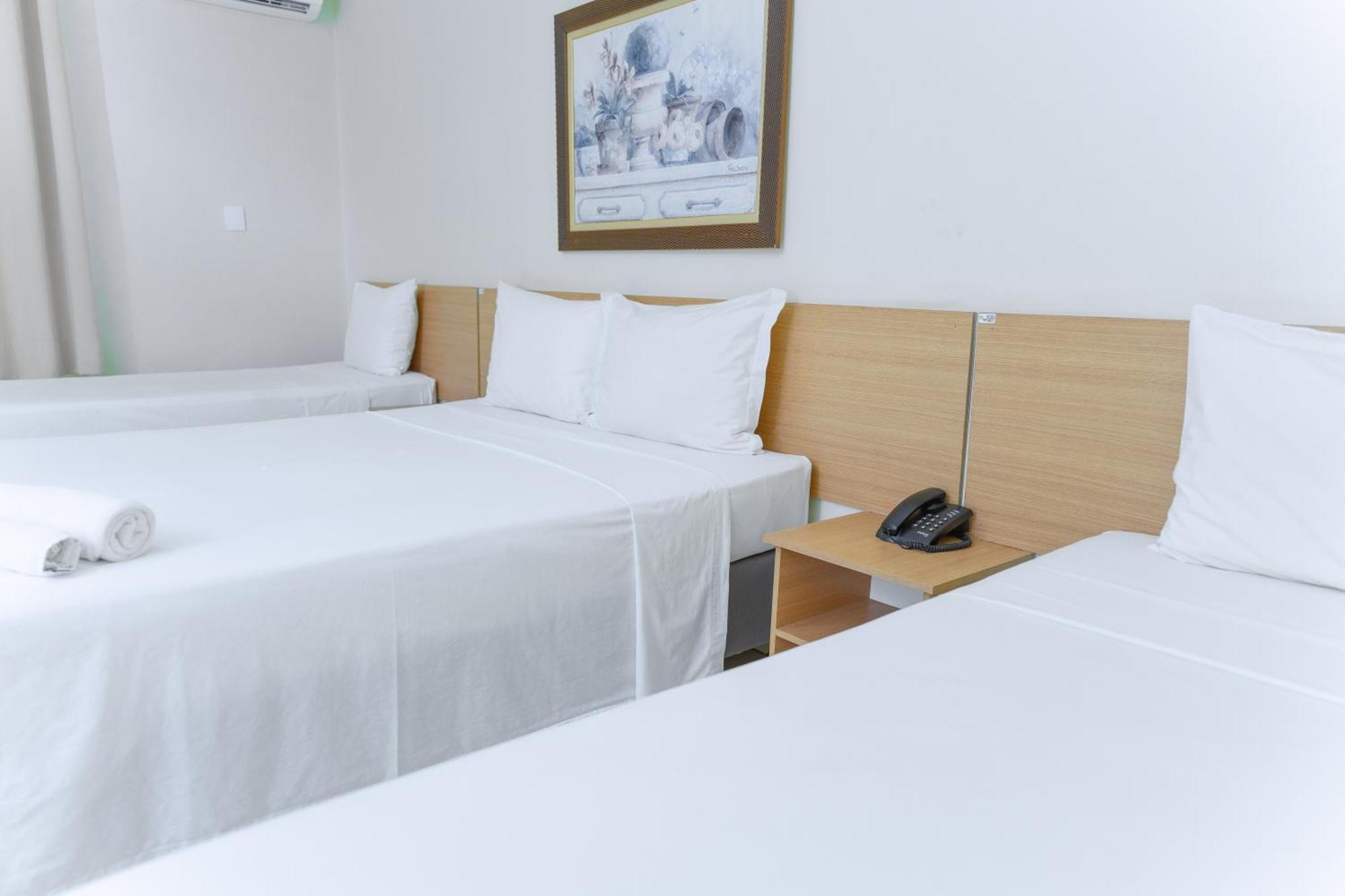 Hotel Equinocios Executive Barcarena Kültér fotó